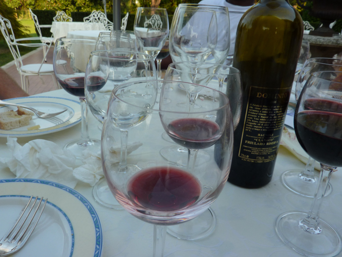 wine tasting cycling tours italy