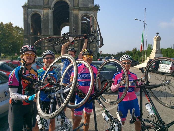 guests on cycling tour