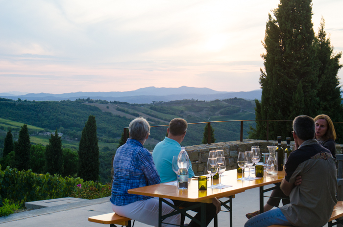 wine-tasting-tuscany-walking-tour-italy