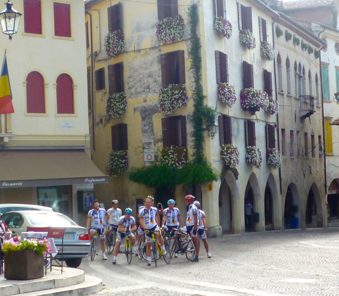 local cyclists asolo italy