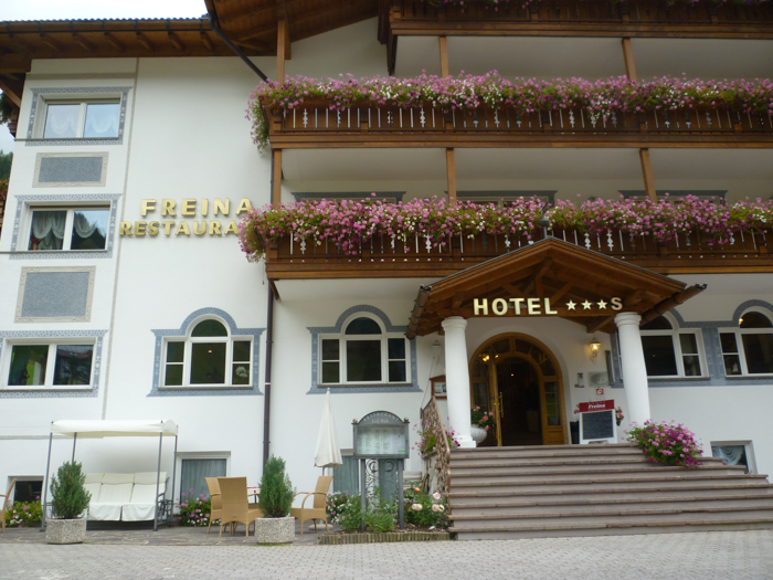 hotel freina ski holidays dolomites